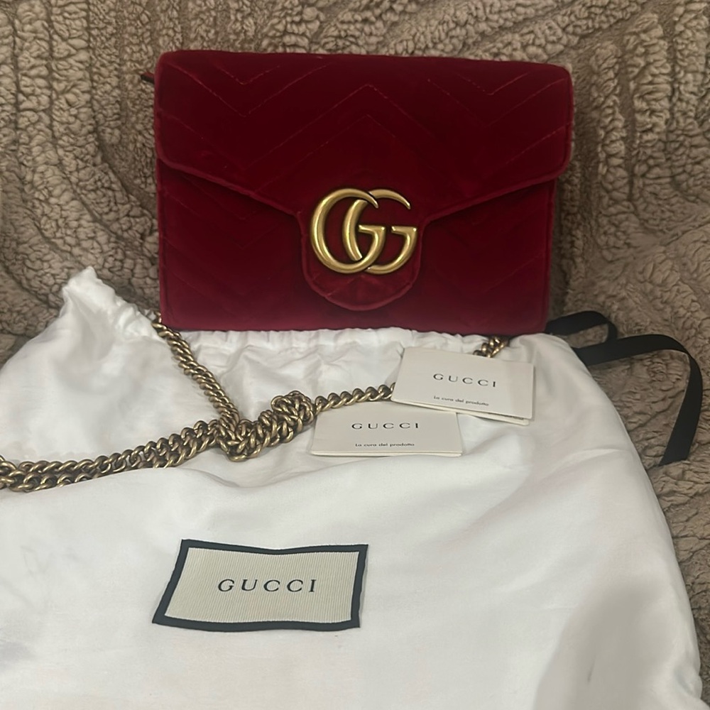 GUCCI Red Velvet WOC
